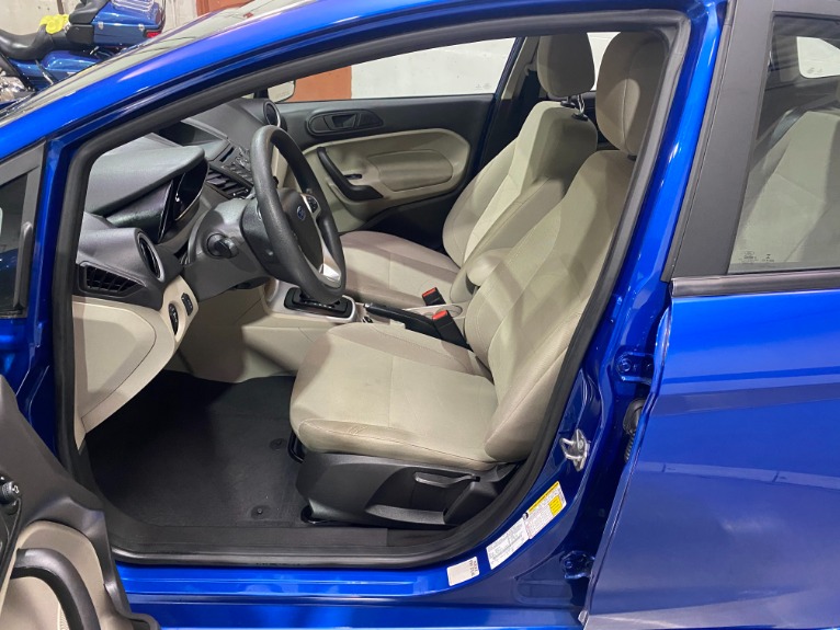 Used-2019-Ford-Fiesta-SE-FWD