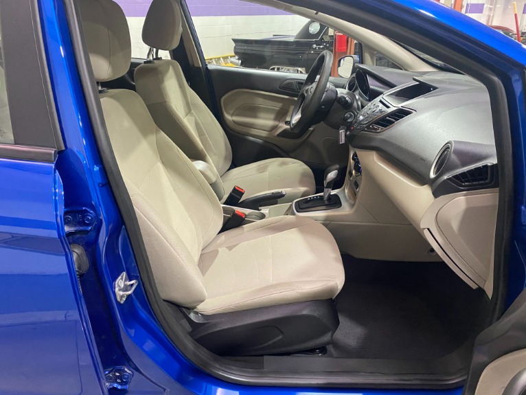 Used-2019-Ford-Fiesta-SE-FWD