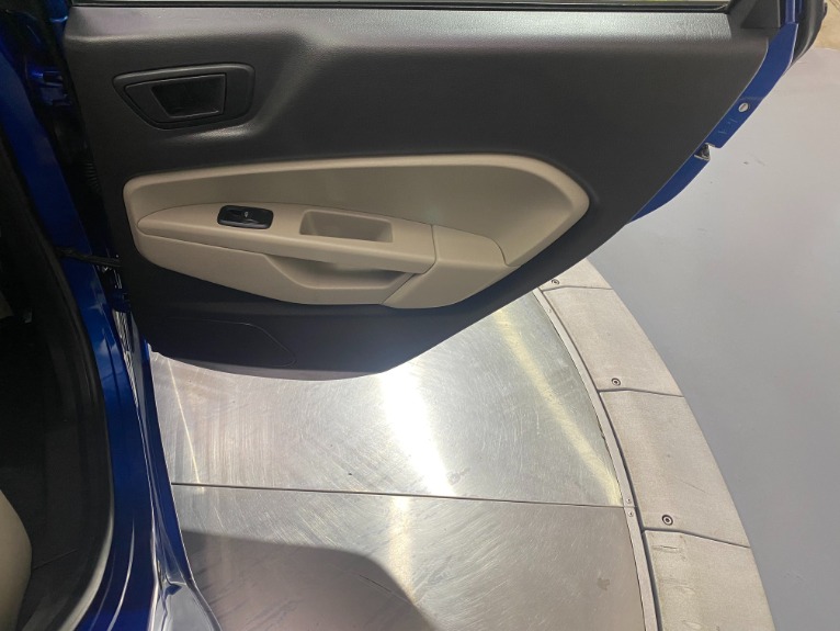 Used-2019-Ford-Fiesta-SE-FWD