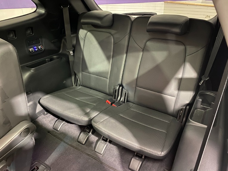 Used-2013-Hyundai-Santa-Fe-Limited-FWD