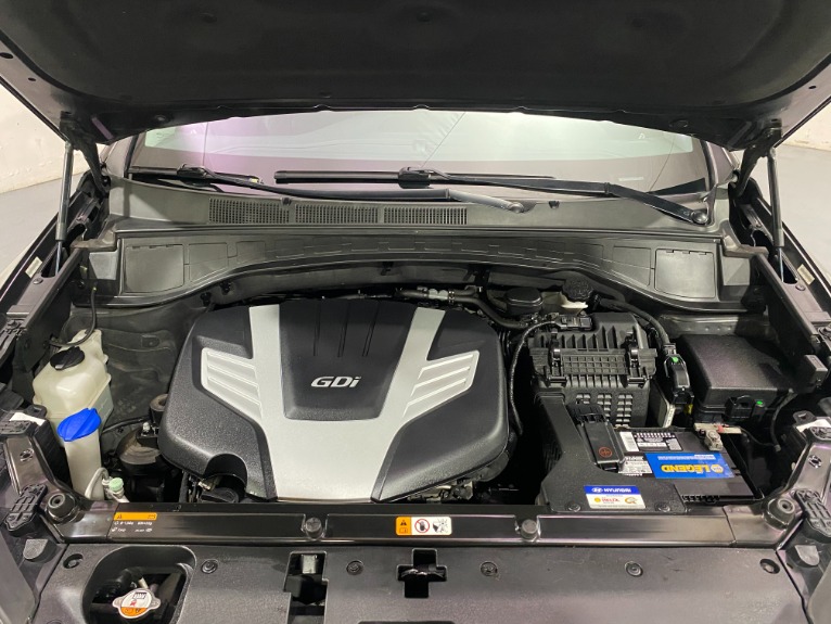 Used-2013-Hyundai-Santa-Fe-Limited-FWD