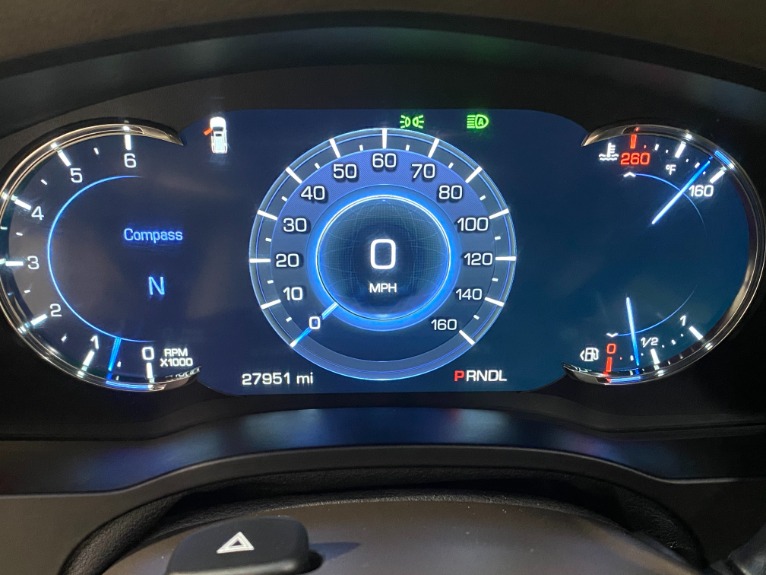 Used-2017-Cadillac-Escalade-Luxury-4x4