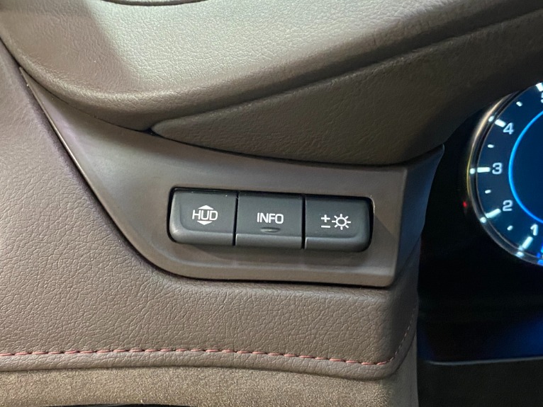 Used-2017-Cadillac-Escalade-Luxury-4x4