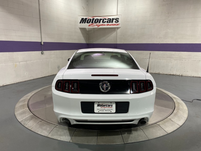 Used-2014-Ford-Mustang-V6-RWD