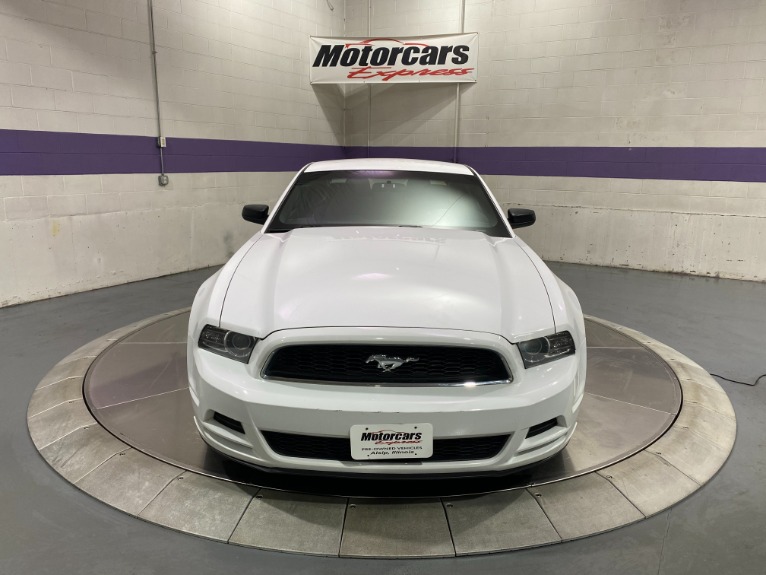 Used-2014-Ford-Mustang-V6-RWD