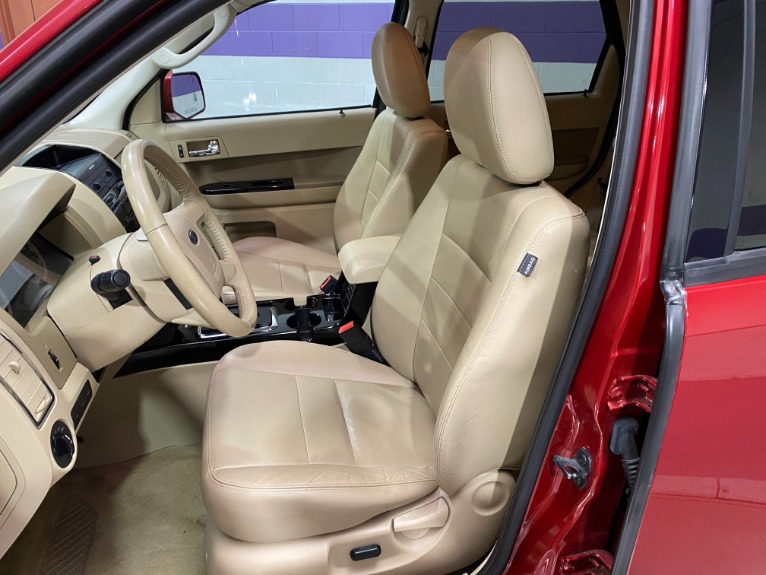 Used-2009-Ford-Escape-Limited-FWD