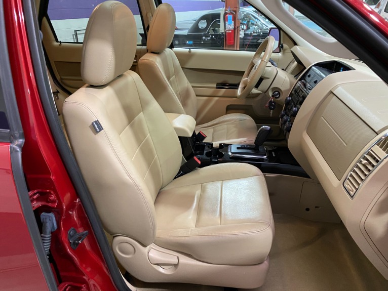 Used-2009-Ford-Escape-Limited-FWD