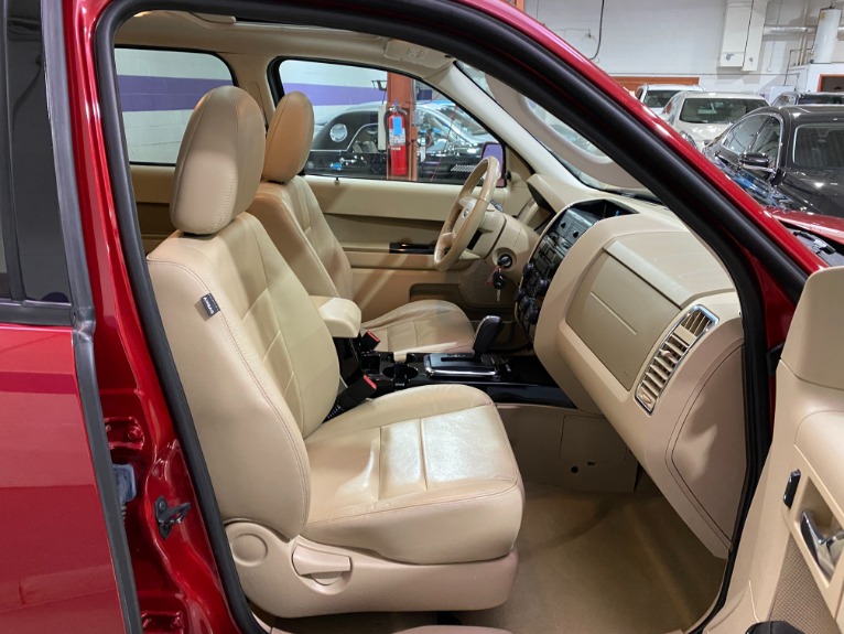 Used-2009-Ford-Escape-Limited-FWD