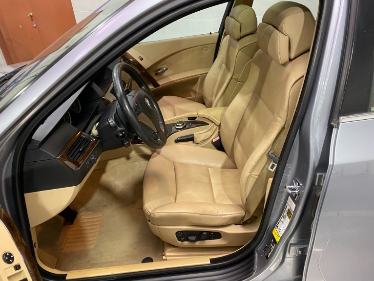 Used-2007-BMW-5-Series-550i-RWD