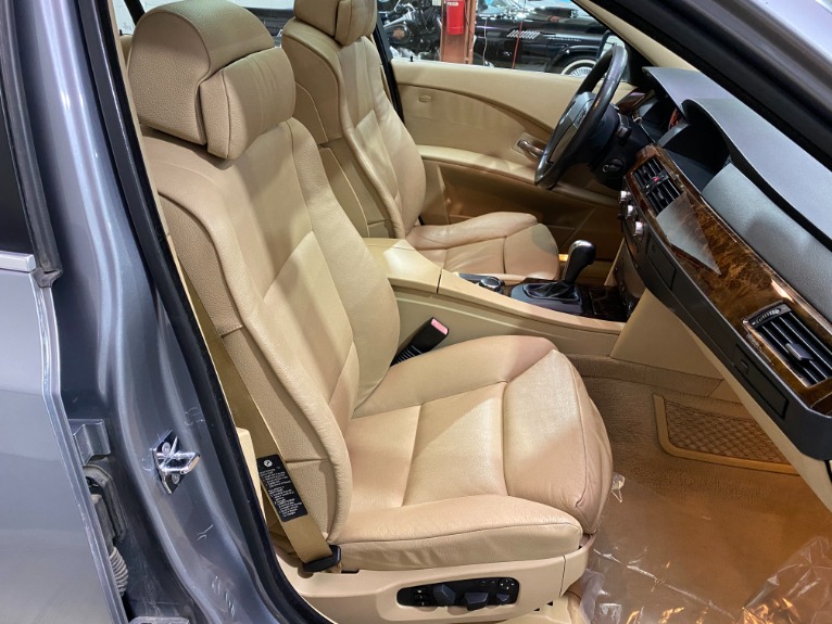 Used-2007-BMW-5-Series-550i-RWD