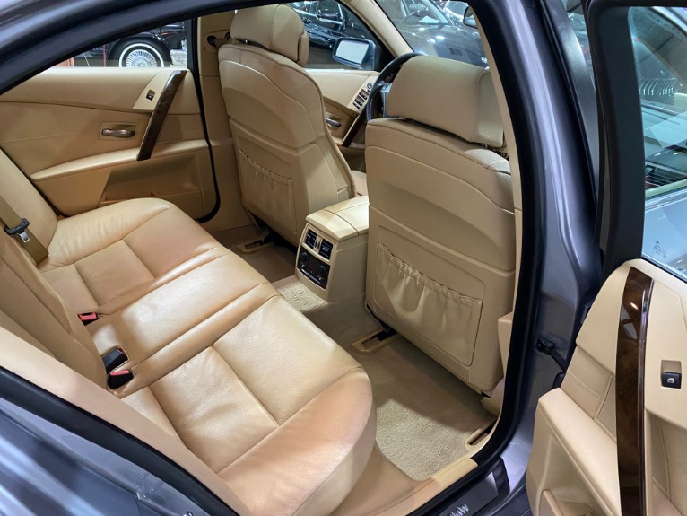 Used-2007-BMW-5-Series-550i-RWD
