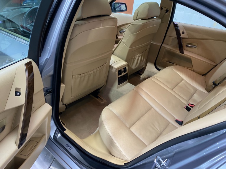 Used-2007-BMW-5-Series-550i-RWD