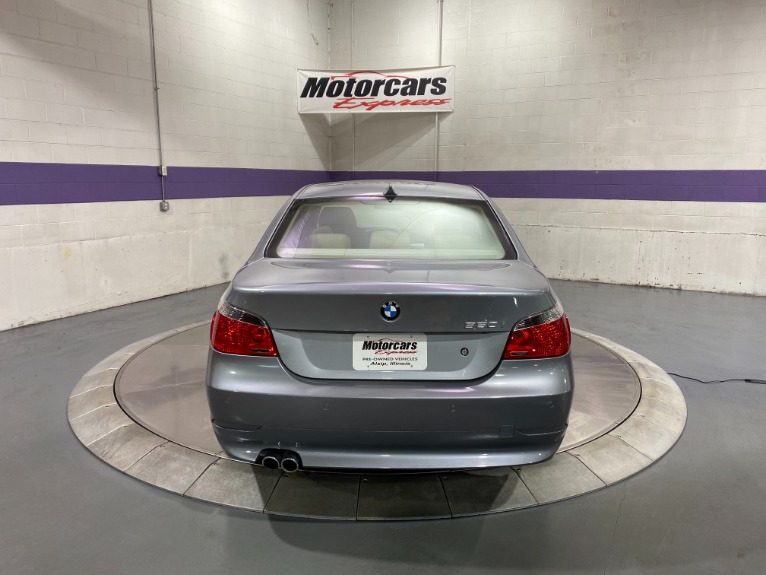 Used-2007-BMW-5-Series-550i-RWD
