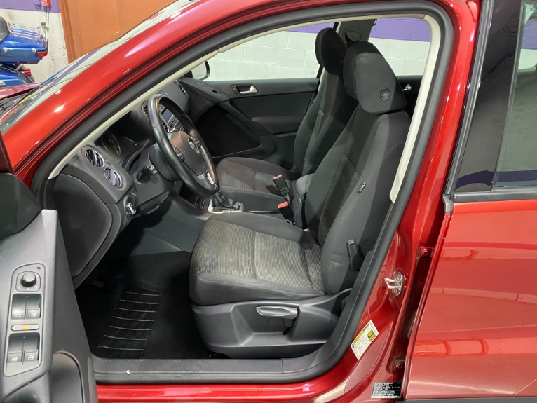 Used-2014-Volkswagen-Tiguan-S-4Motion-AWD