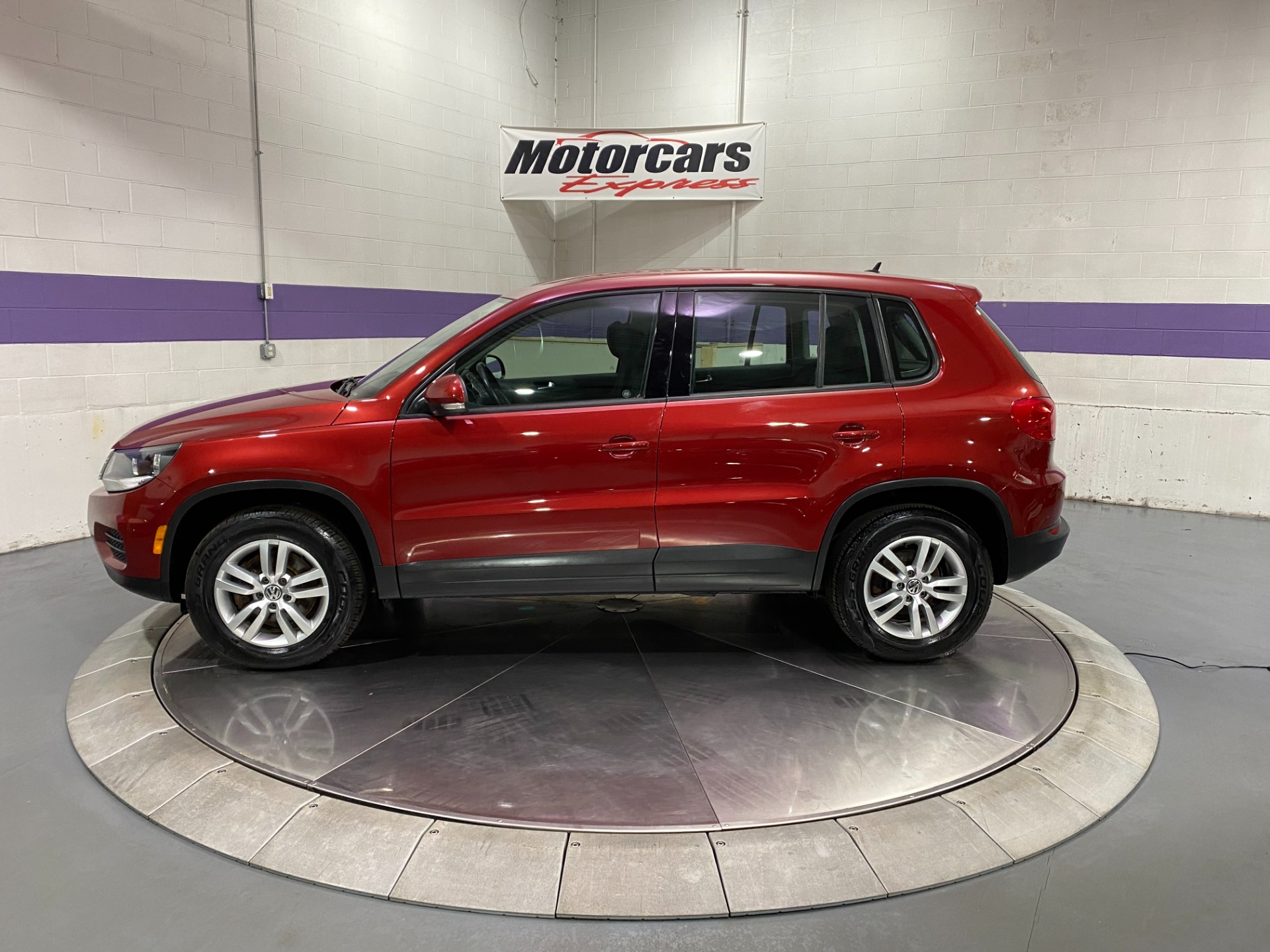 Used-2014-Volkswagen-Tiguan-S-4Motion-AWD