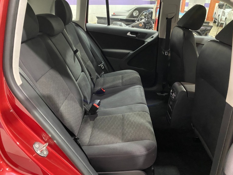Used-2014-Volkswagen-Tiguan-S-4Motion-AWD
