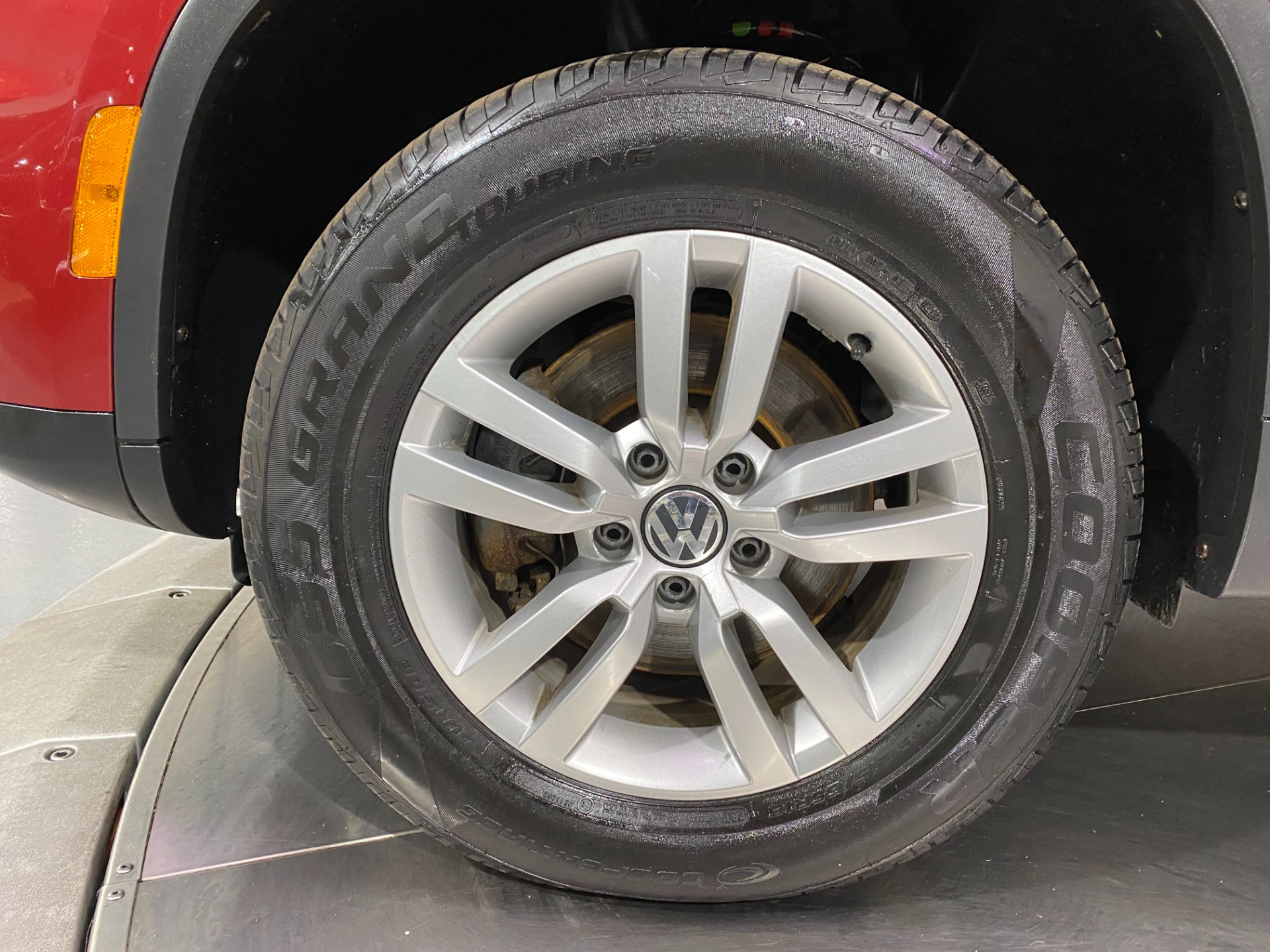 Used-2014-Volkswagen-Tiguan-S-4Motion-AWD