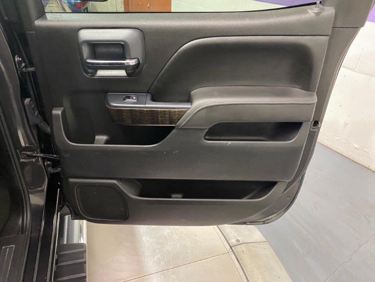 Used-2015-GMC-Sierra-2500HD-Diesel-Denali