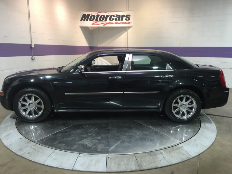 Used-2010-Chrysler-300-Touring