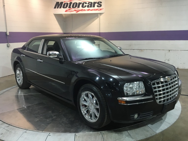 Used-2010-Chrysler-300-Touring