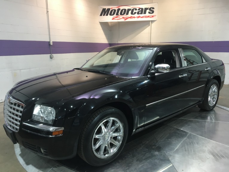 Used-2010-Chrysler-300-Touring