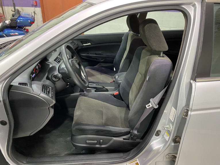 Used-2009-Honda-Accord-LX-P
