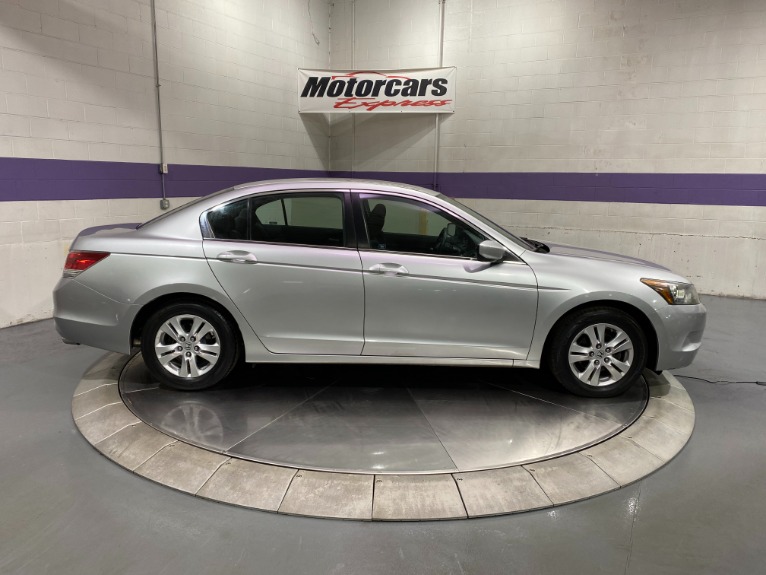 Used-2009-Honda-Accord-LX-P
