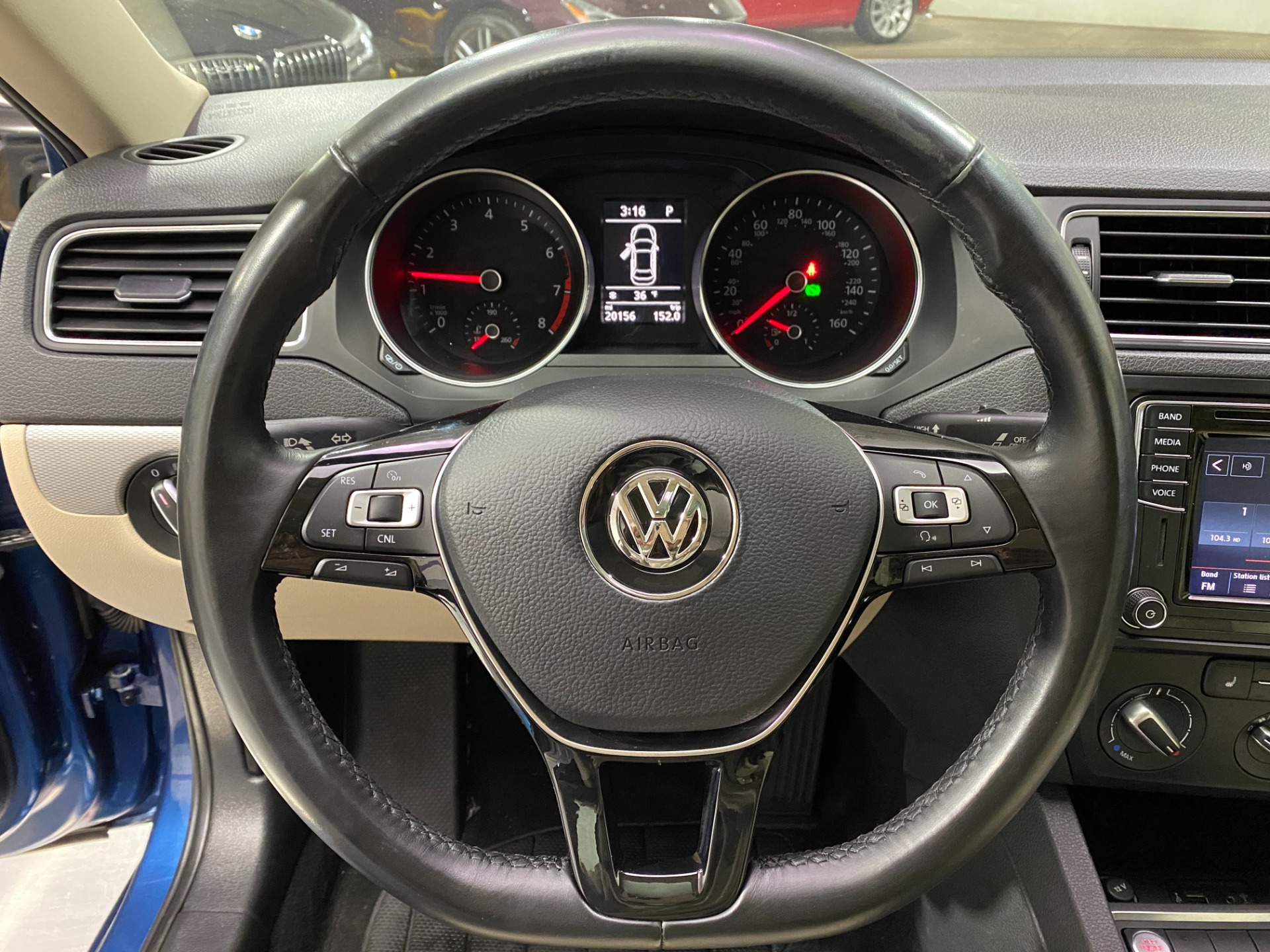 Used-2017-Volkswagen-Jetta-14T-SE
