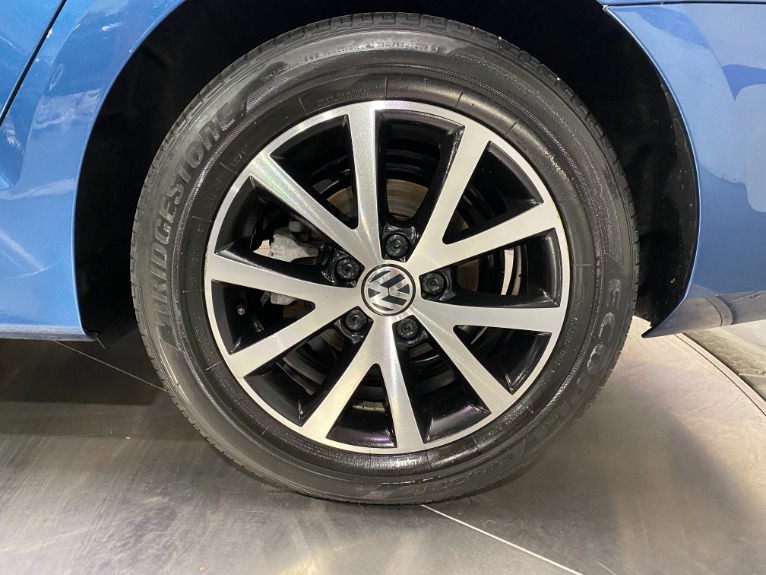 Used-2017-Volkswagen-Jetta-14T-SE