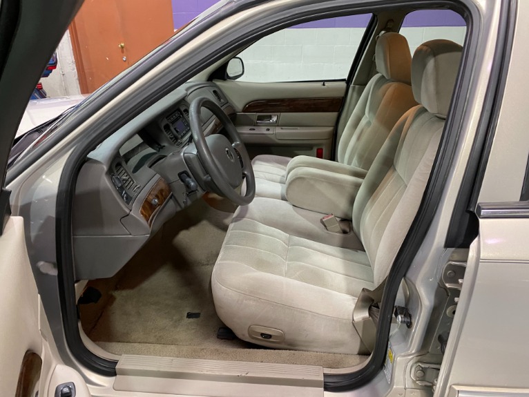 Used-2008-Mercury-Grand-Marquis-GS
