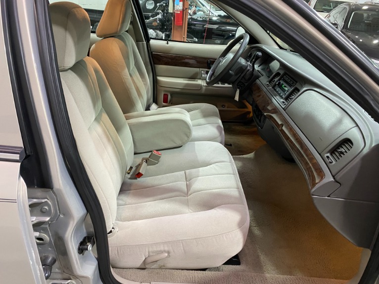 Used-2008-Mercury-Grand-Marquis-GS