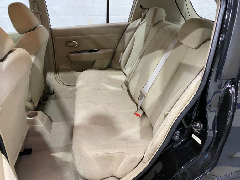 Used-2007-Nissan-Versa-18-S