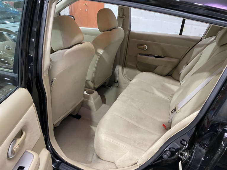 Used-2007-Nissan-Versa-18-S