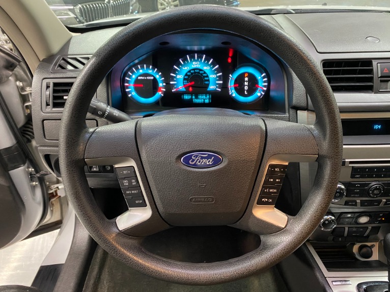 Used-2010-Ford-Fusion-SE