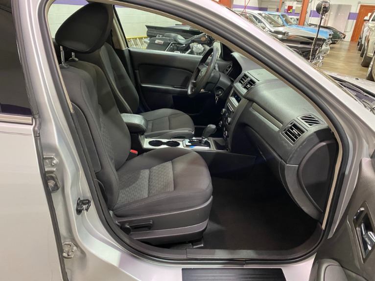 Used-2010-Ford-Fusion-SE