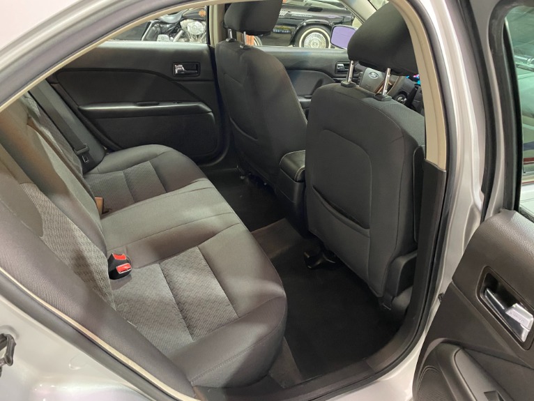 Used-2010-Ford-Fusion-SE