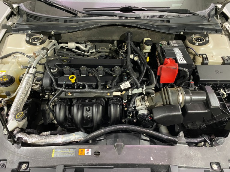 Used-2010-Ford-Fusion-SE