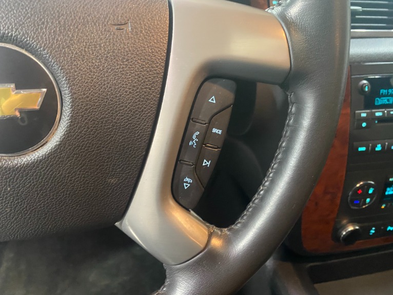 Used-2011-Chevrolet-Avalanche-LT-4X4