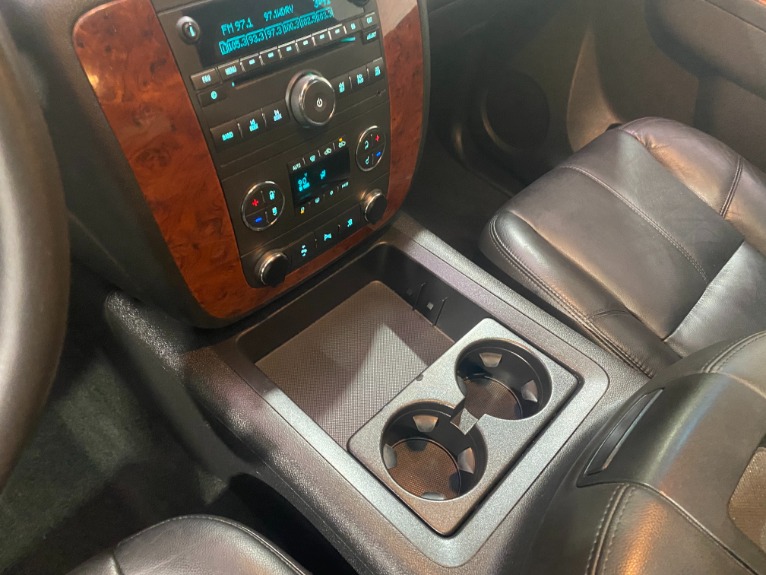 Used-2011-Chevrolet-Avalanche-LT-4X4