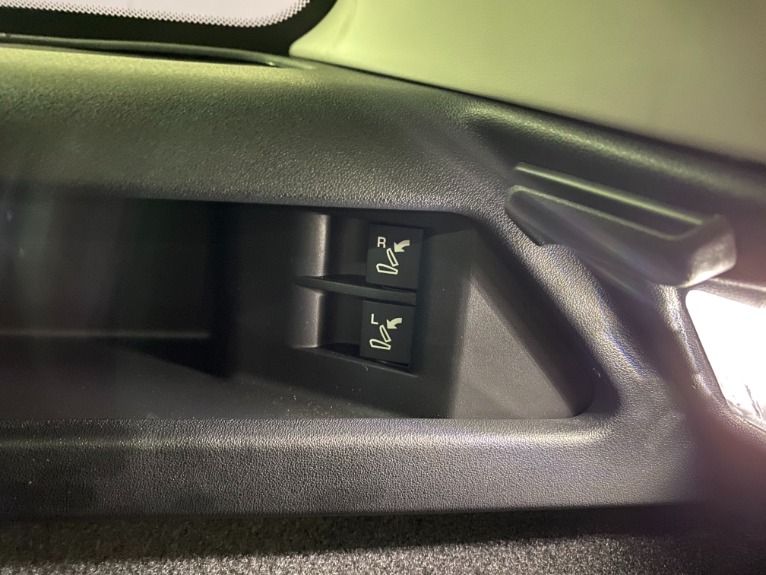 Used-2020-Land-Rover-Discovery-Sport-P250-S-AWD