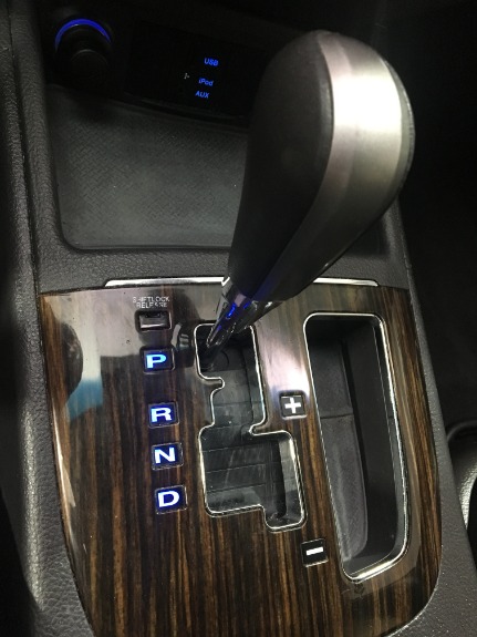 Used-2011-Hyundai-Santa-Fe-SE