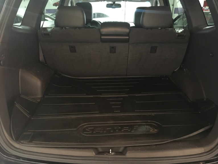Used-2011-Hyundai-Santa-Fe-SE