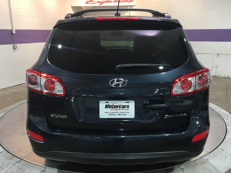 Used-2011-Hyundai-Santa-Fe-SE