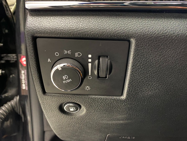 Used-2015-Jeep-Grand-Cherokee-SRT-4X4
