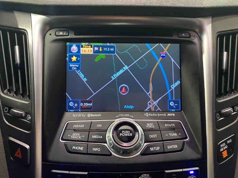 Used-2013-Hyundai-Sonata-Hybrid-Limited-FWD