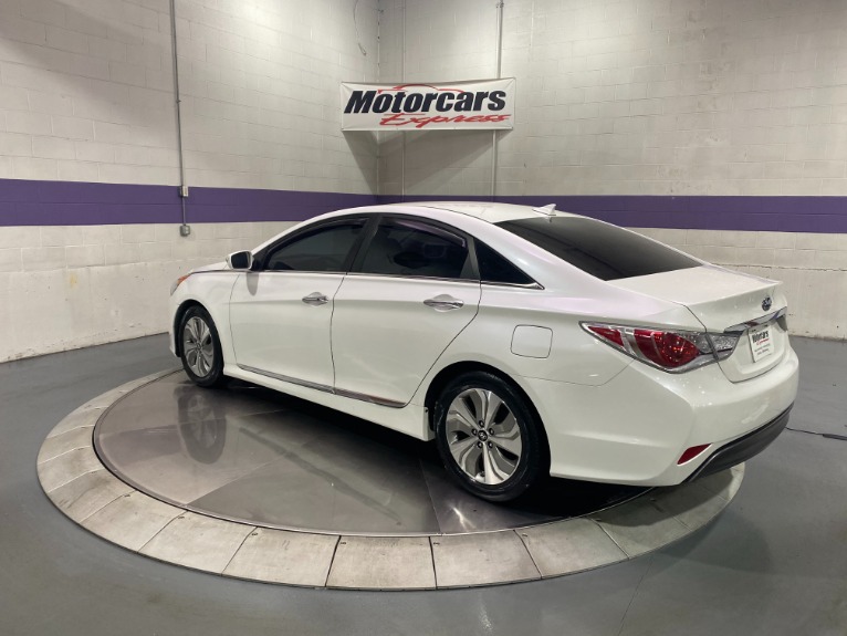Used-2013-Hyundai-Sonata-Hybrid-Limited-FWD