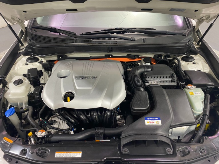 Used-2013-Hyundai-Sonata-Hybrid-Limited-FWD
