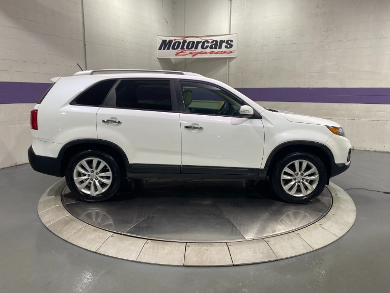 Used-2011-Kia-Sorento-EX-FWD