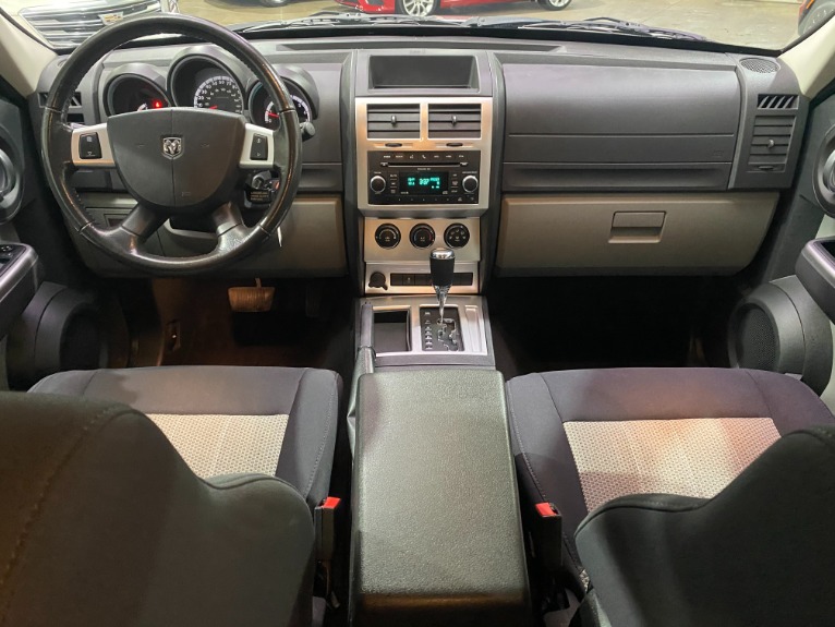 Used-2010-Dodge-Nitro-SXT-4X2
