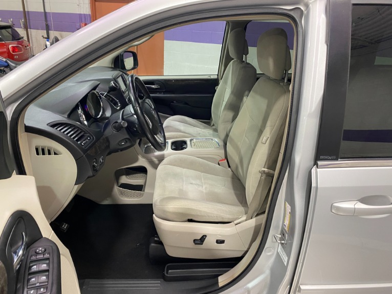 Used-2011-Dodge-Grand-Caravan-Crew-FWD